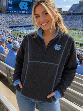 Colosseum Black Heathered Pullover with Carolina Blue Accents